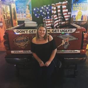 Meet your Posher, Alicia